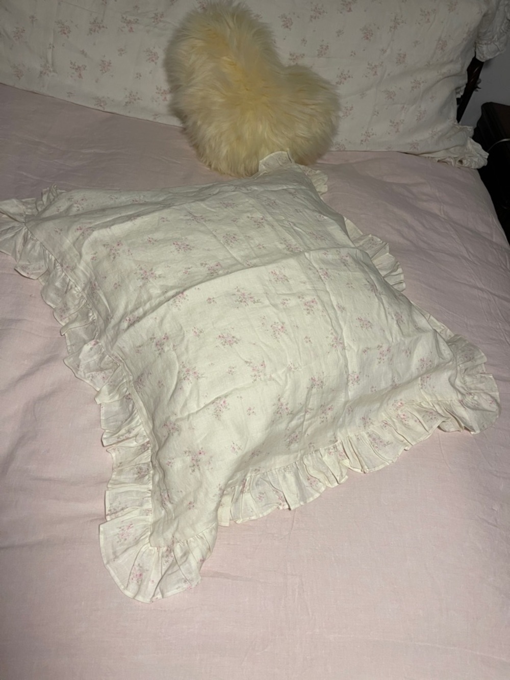 NWT 🌸Rachel  Ashwell Shabby Chic Couture Linen ROSABELLA Euro sham 🌸